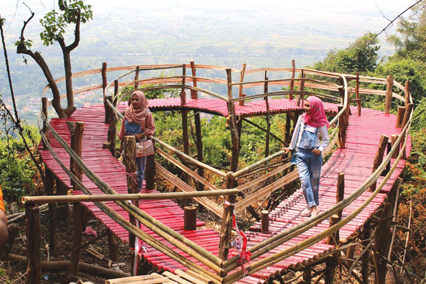 Destinasi Wisata Gunung Pinang Yang Popular Bagi Masyarakat