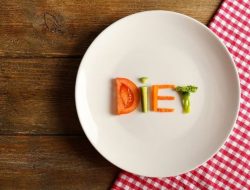 Mau Diet Aman Tanpa Makan Nasi? Yuk Simak 5 Poin Penting Ini