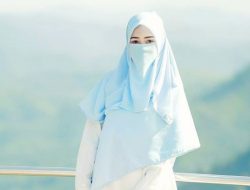 Pahamilah, Pakaian Syar’ie Bukan Hanya Sebatas “Casing” Harusnya Dia Bisa Menjadi “Warning”
