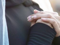 Jangan Pernah Risaukan Masa Depan, Karena Semua Dalam Genggaman Allah