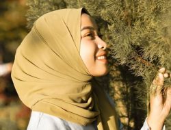 Bisa Jadi Orang yang Selalu Dijelek-jelekkan Sepertimu Adalah Orang Pilihan Allah, Maka Bersabarlah!