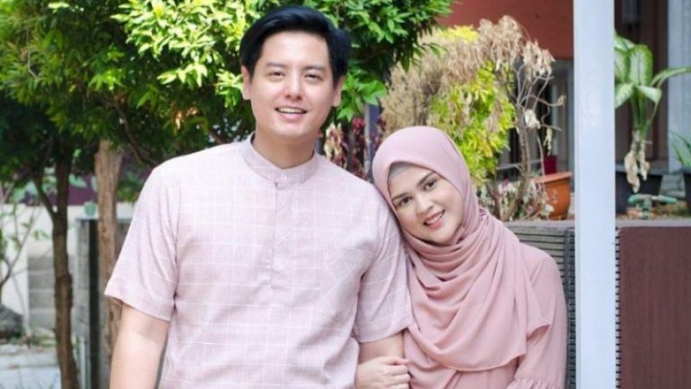 5 Sikap Manja  Istri  yang Tidak Disukai Suami  Karena 