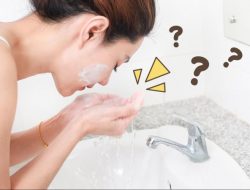 5 Dampak Buruk Bagi Kamu yang Malas Cuci Muka