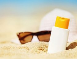 5 Sunscreen Untuk Kulit Berminyak Paling Recomended