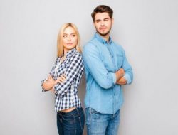 Wanita Jangan Pernah Mau Dinikahi Pria yang Punya 4 Masalah Keuangan Ini