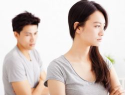 3 Kata yang Tidak Boleh Diucapkan Kepada Pasangan