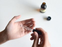 Inilah 5 Jenis Acid yang Ampuh Menyembuhkan Jerawat