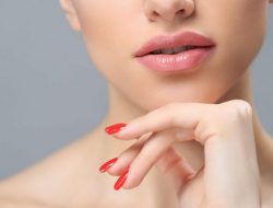 7 Cara yang Bisa Kamu Lakukan Jika Ingin Memiliki Bibir Cerah Alami