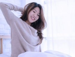 3 Tips Agar Bangun Tidur Tetap Cantik, Biar Suami Makin Sayang