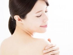 Cara Memutihkan Kulit Tubuh Secara Alami, Ikuti 6 Tips Berikut Ini