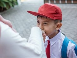 3 Tips Mengajari Anak Agar Jadi Pribadi yang Sopan, Khususnya di Tempat Umum