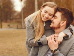 Jadilah Wanita Peka, Sebenarnya Pria Ingin Diperlakukan Seperti Ini