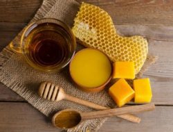 Selain Bisa Mengatasi Jerawat, Ini 6 Manfaat Lilin Lebah Lainnya