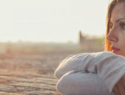 5 Penyebab Seseorang Tetap Menjelek-jelekan Mantan Meski Sudah Lama Putus