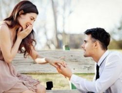 Perhatikan 5 Hal Ini Untuk Mengetahui Seberapa Serius Dia Ingin Menikahimu
