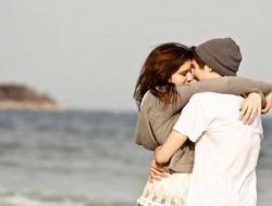 Jika Pasangan Lakukan 5 Hal Ini, Kamu Pantas Mencintai Dia Setulus Hati