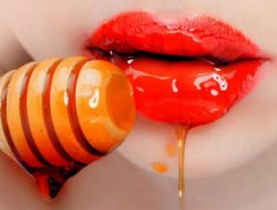 Sering Gak PD Dengan Bibir Hitam? Ini 4 Tips Memerahkan Bibir Secara Alami