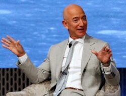5 Fakta Mengherankan Jeff Bezos, Orang Terkaya Di Dunia.