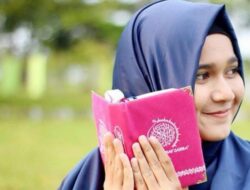 Wanita, Menjadi Cantiklah Kamu Secara Alami, Dengan Baiknya Akhlaq dan Baiknya Ilmu Agama